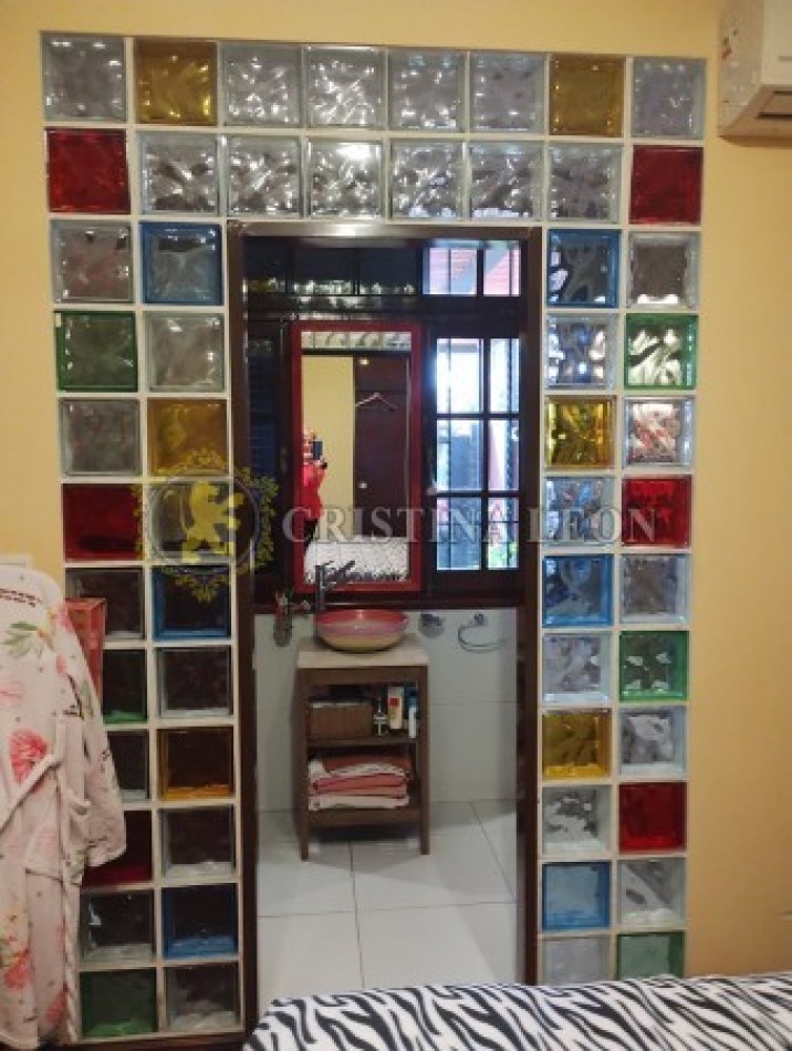 OPORTUNIDAD!!! PROPIEDAD 4 AMBIENTES C/PISCINA/ DOBLE COCHERA
