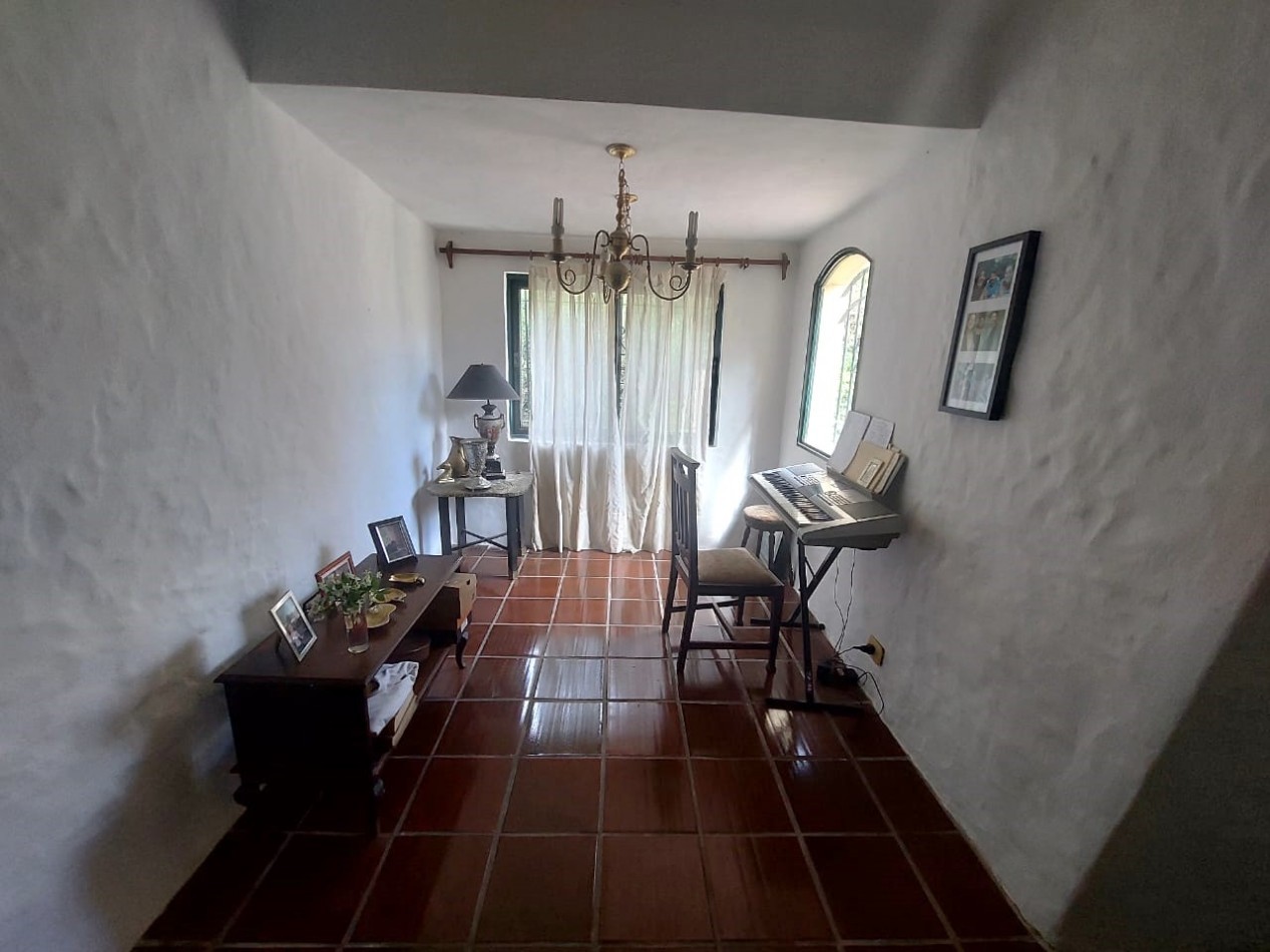 CASA QUINTA 5 AMB. PARQUE/ PISCINA (LOS NOGALES) ALQUILER ANUAL