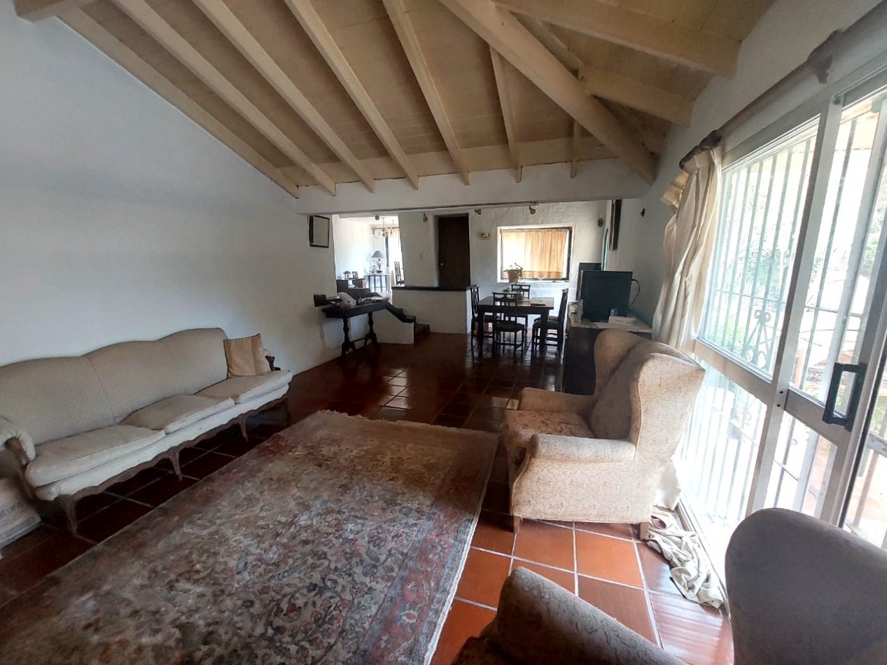 CASA QUINTA 5 AMB. PARQUE/ PISCINA (LOS NOGALES) ALQUILER ANUAL