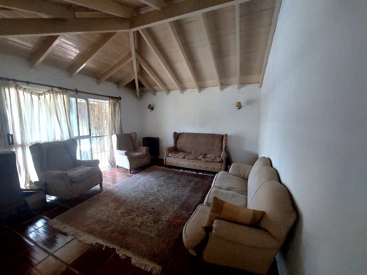 CASA QUINTA 5 AMB. PARQUE/ PISCINA (LOS NOGALES) ALQUILER ANUAL