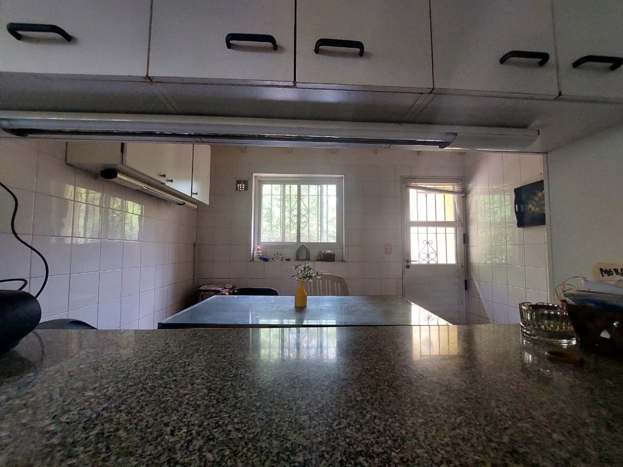 CASA QUINTA 5 AMB. PARQUE/ PISCINA (LOS NOGALES) ALQUILER ANUAL