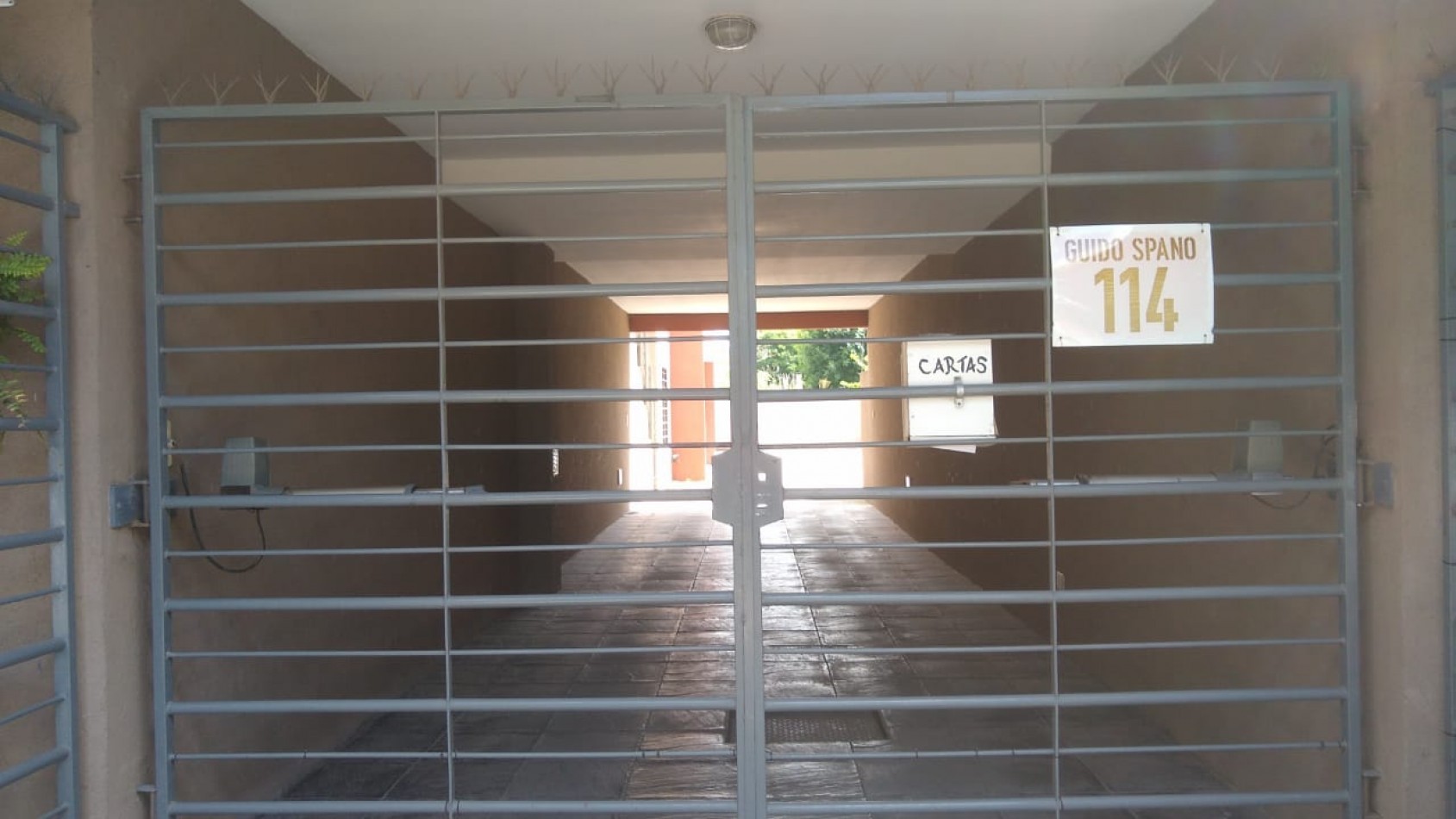 DEPARTAMENTO 2 AMB. C/ COCHERA (COMPLEJO CERRADO)