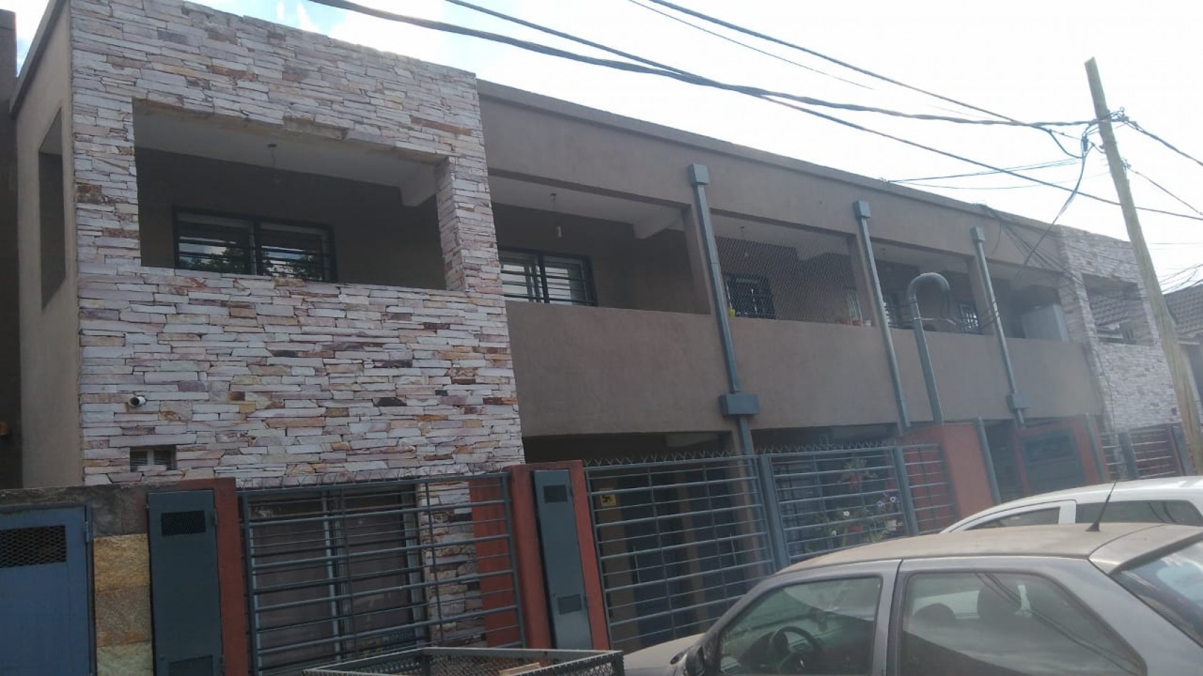 DEPARTAMENTO 2 AMB. C/ COCHERA (COMPLEJO CERRADO)