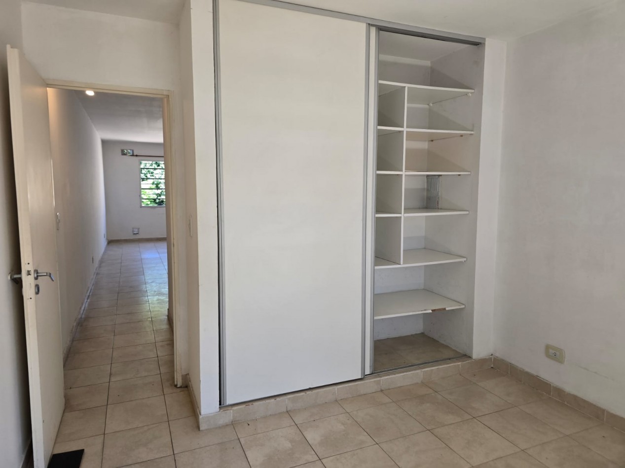 DEPARTAMENTO 2 AMB. C/ COCHERA (COMPLEJO CERRADO)