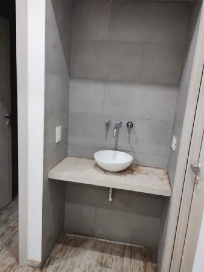 DPTO. 3 AMB. PLANTA BAJA C/PATIO (A ESTRENAR)
