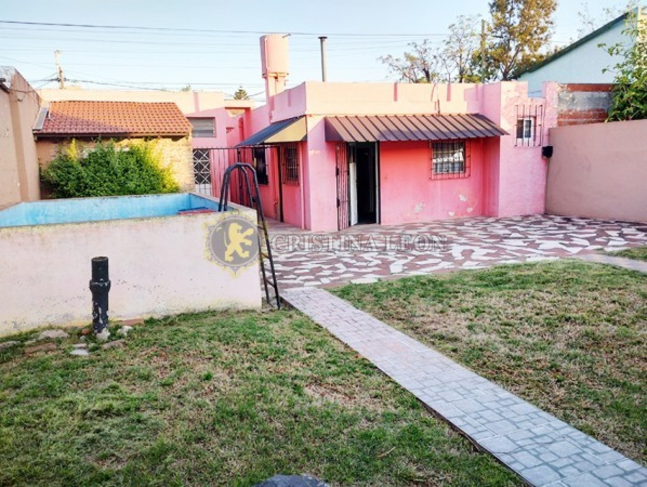 CASA AMERICANA  3 AMB. c/ PATIO Y COCHERA