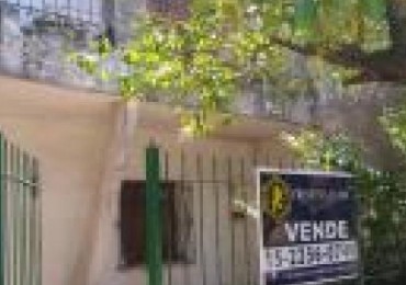 CASA AMERICANA DE DOS PLANTAS    (7 AMB.)