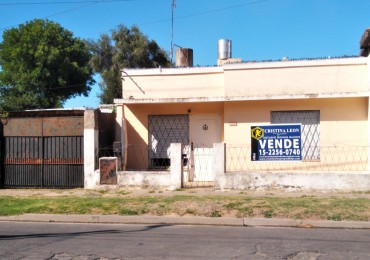 CASA AMERICANA 3 AMB. ESQUINA.