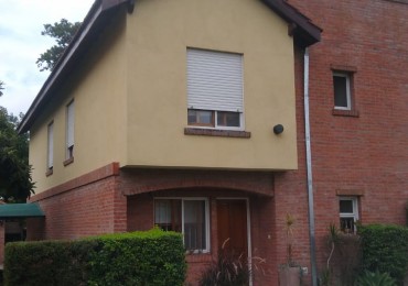 TRIPLEX C/ COCHERA  (BARRIO CERRADO VILLAGE)