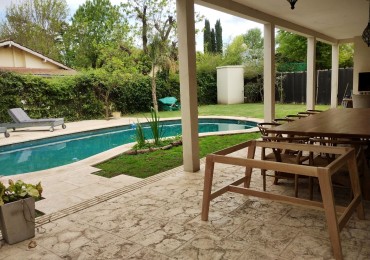 CASA DE VERANEO 4 AMB. C/ PISCINA (COUNTRY C.U.B.A) A ESTRENAR