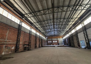 GALPON 1400 M2
