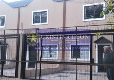 DUPLEX DE 4 AMBIENTES A ESTRENAR/ DOS COCHERAS