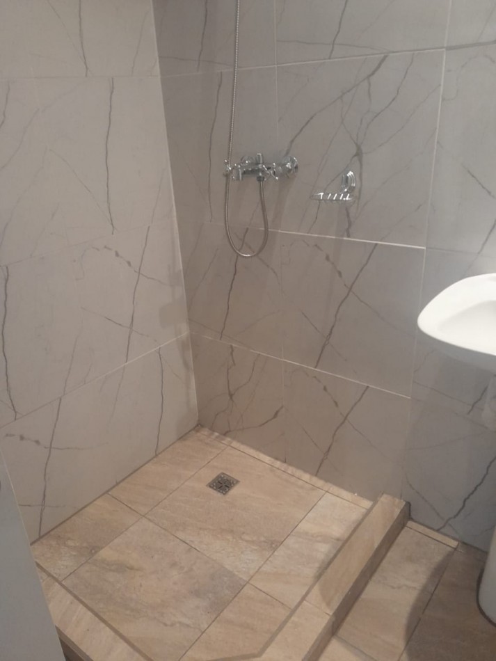 DPTO. MONOAMBIENTE AMPLIO PLANTA BAJA