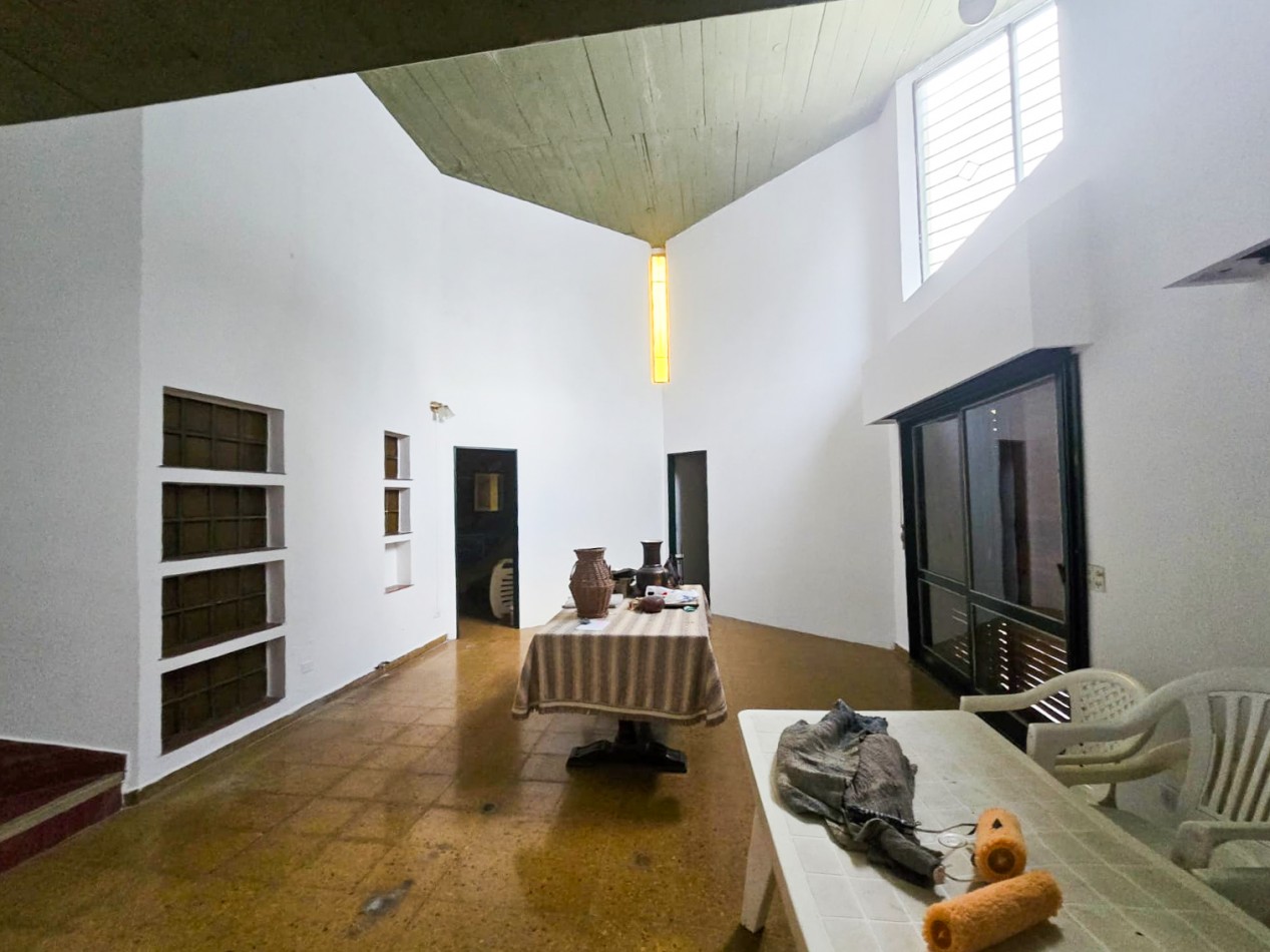 CASA 4 AMB C/ PARQUE Y PISCINA