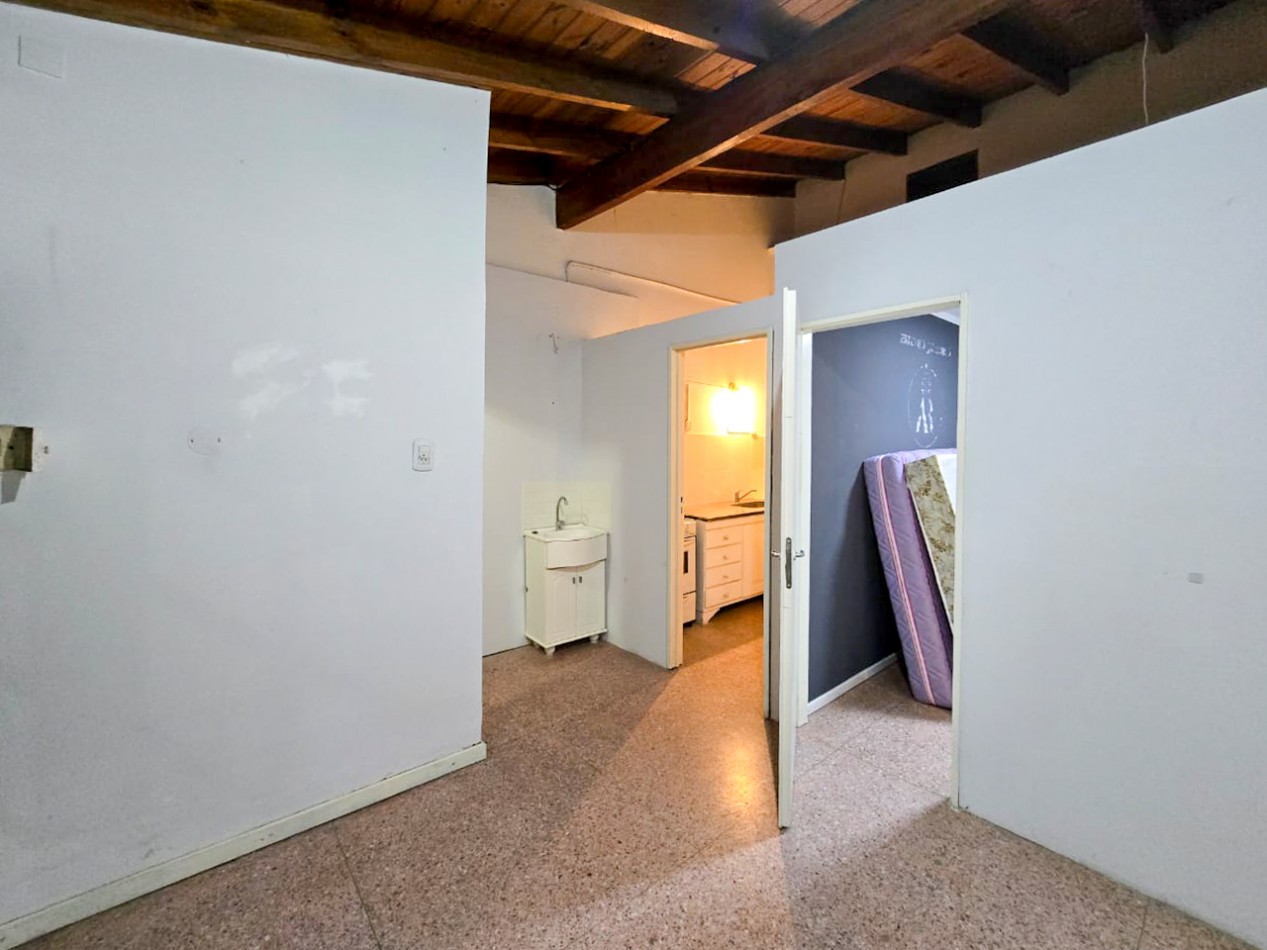 DEPARTAMENTO 2 AMB AL FRENTE 