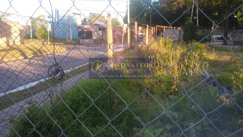 LOTE  ESQUINA  561 M2.  LOS POLVORINES