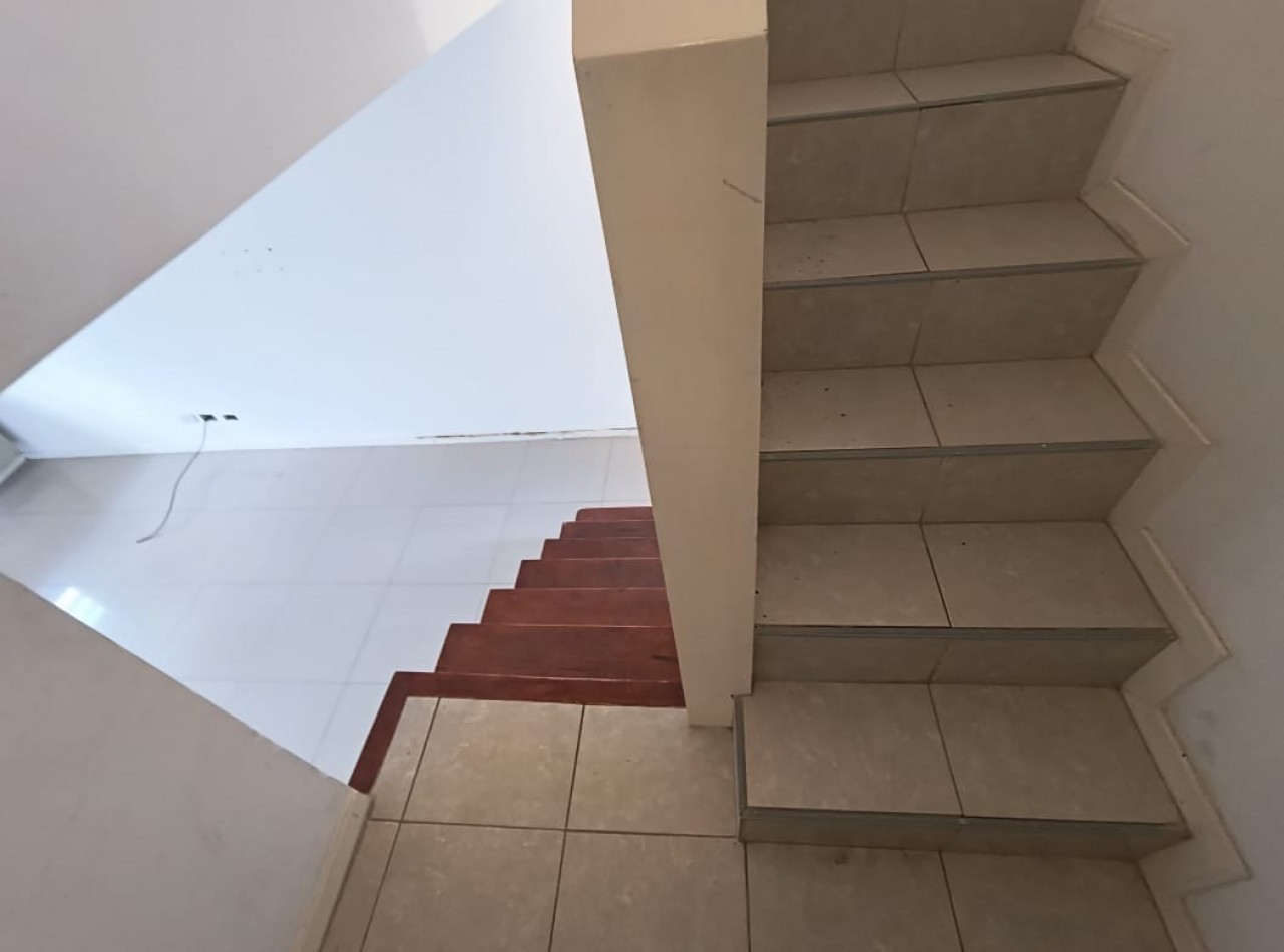 DUPLEX DE 3 AMB. PATIO/BALCON/COCHERA/QUINCHO Y PISCINA