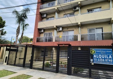 DUPLEX DE 3 AMB. PATIO/BALCON/COCHERA/QUINCHO Y PISCINA